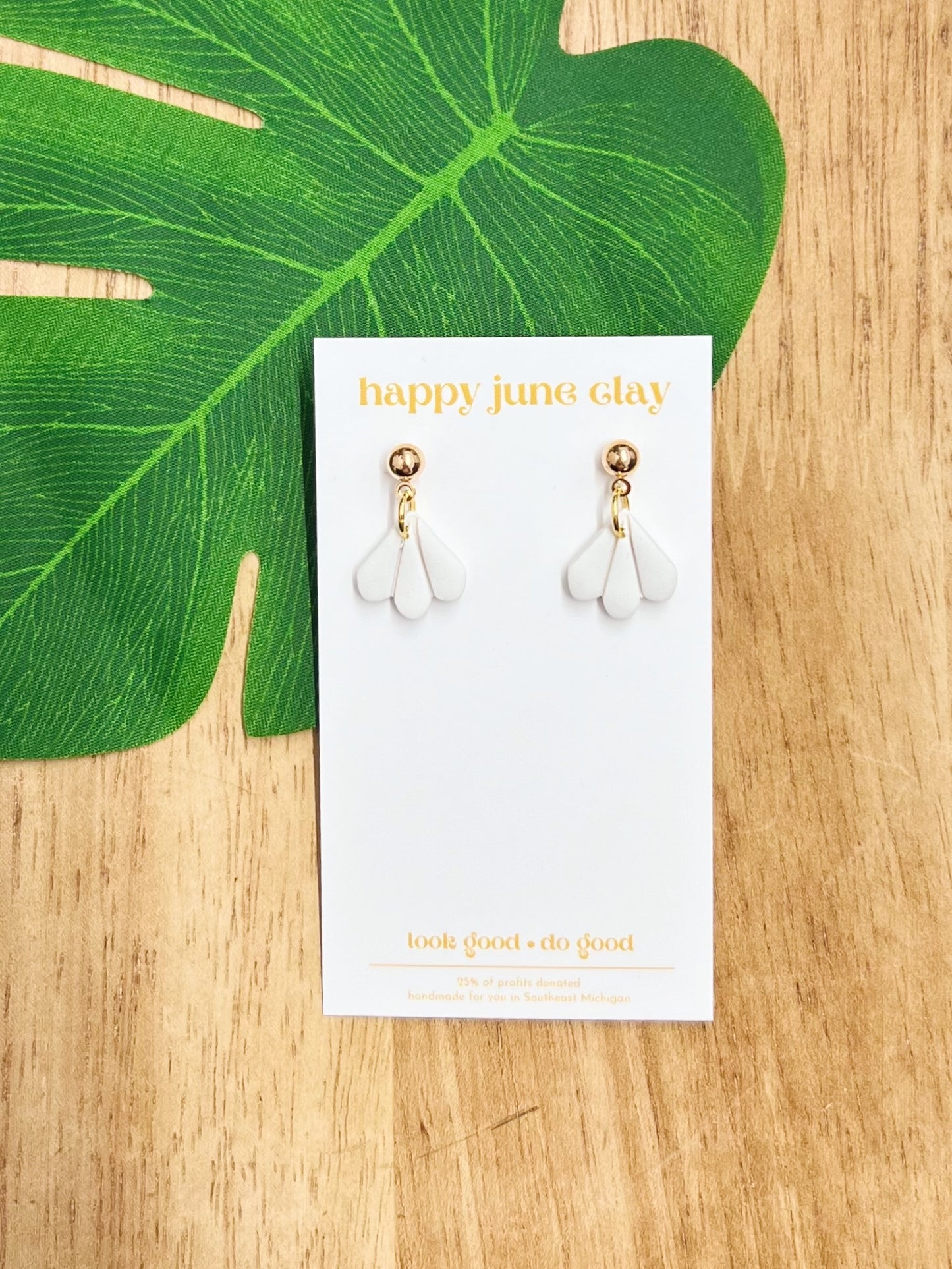 HAPPY JUNE CLAY LILY EARRINGS