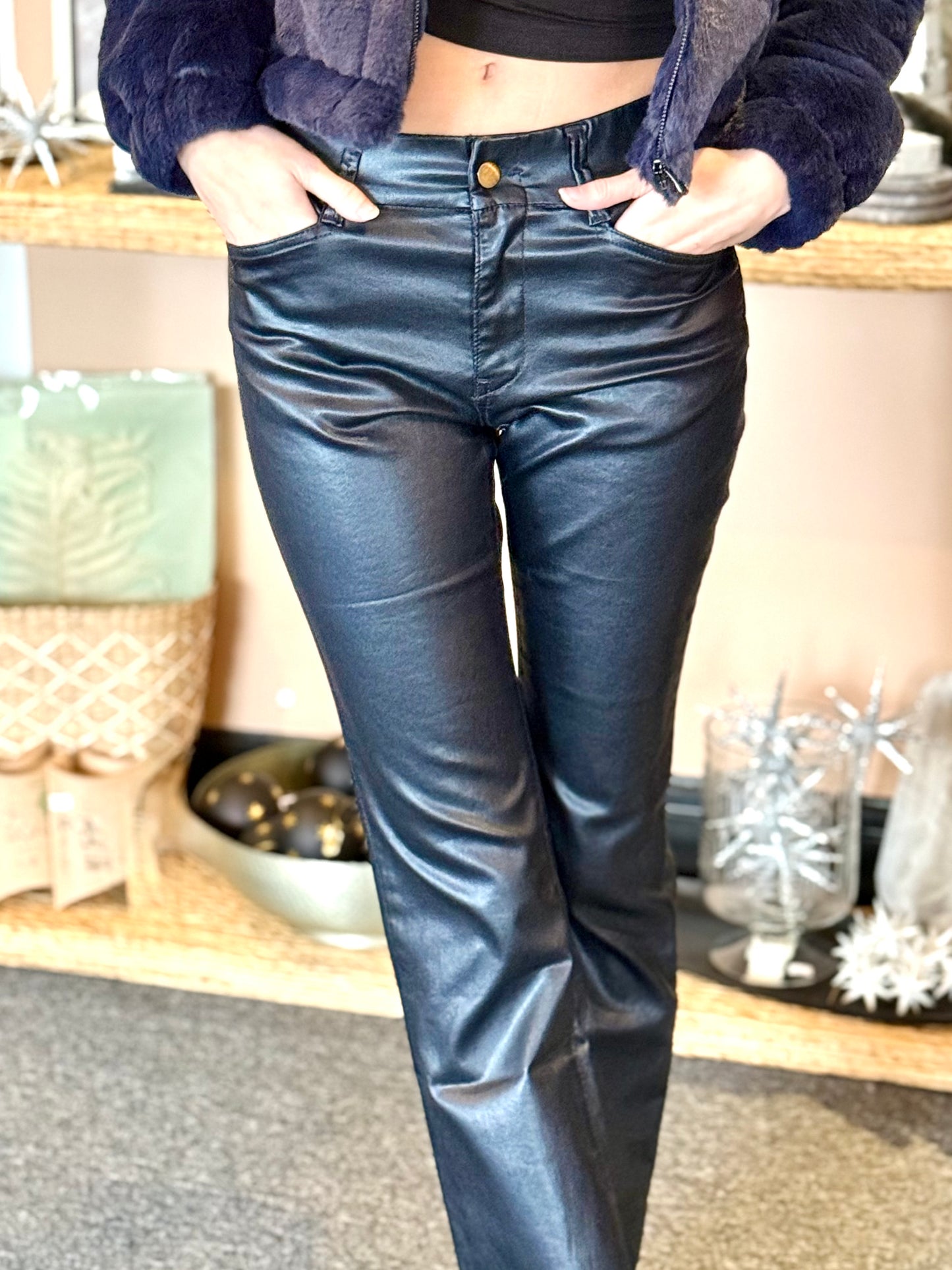 BEVY FLOG NOVEL NAVY VEGAN PANTS