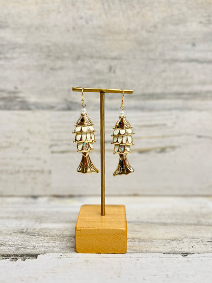 DOWNTOWN FISH EARRINGS