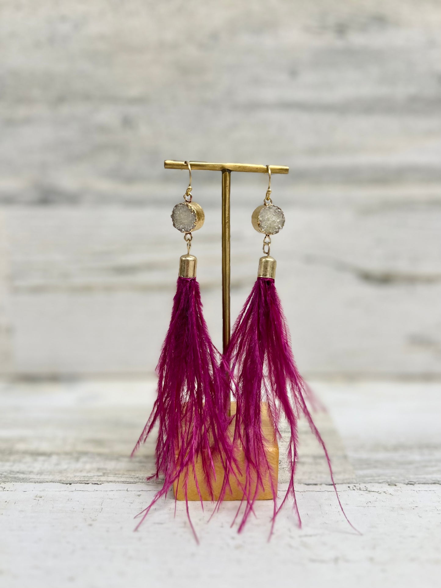 DOWNTOWN FEATHER DRUZY EARRINGS