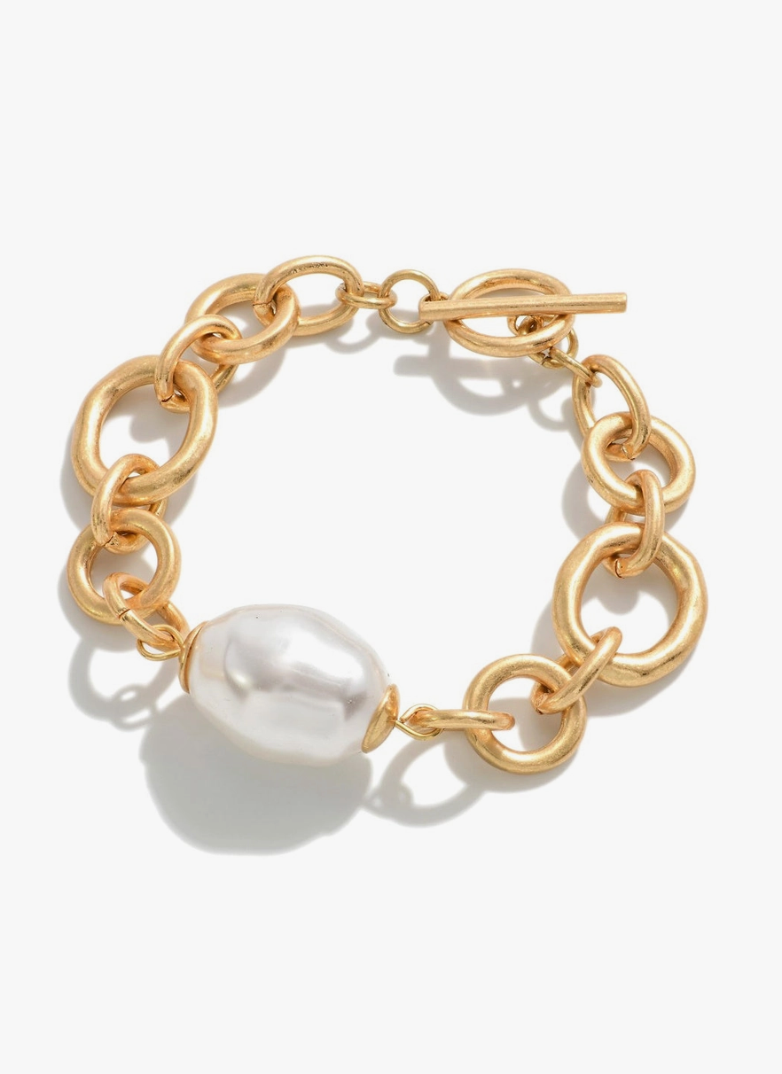 EMBELLISH PEARL BRACELET