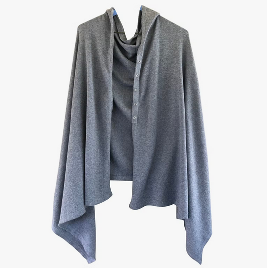 CHLOE & LEX SNAP PONCHO