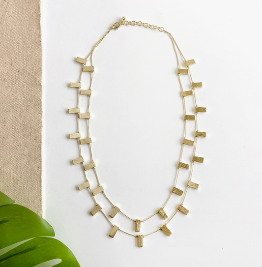 WORLDFINDS DOTTED RECTANGLE NECKLACE