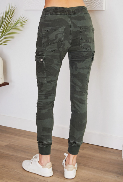 VENTI6 CAMO CARGO JOGGERS