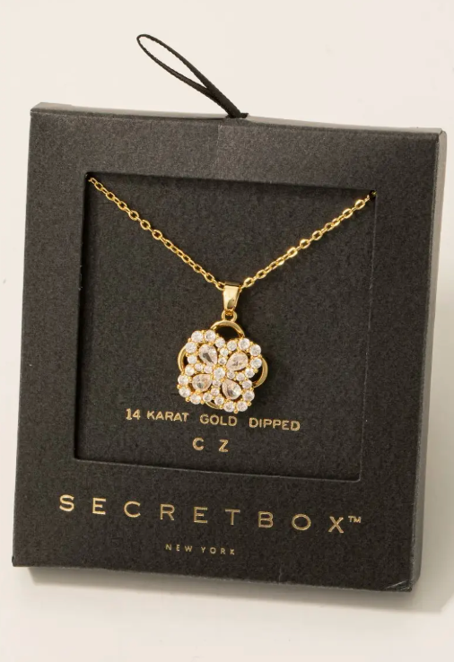 SECRET BOX CLOVER CLUSTER NECKLACE