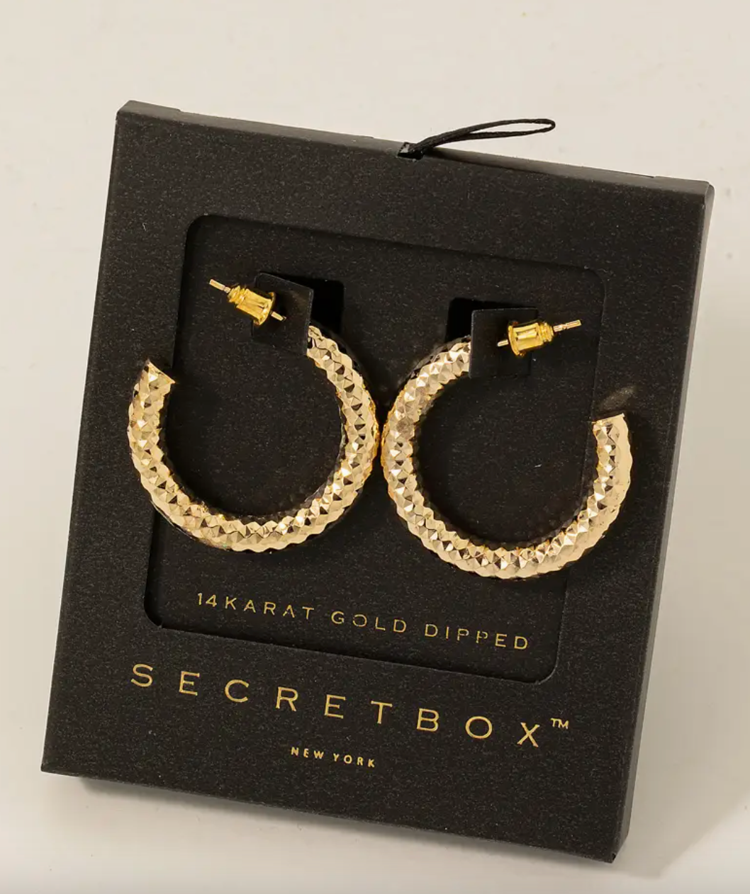 SECRET BOX TAMMY EARRINGS