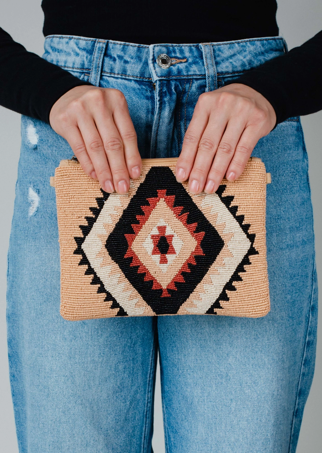 PANACHE BEADED AZTEC WRISTLET