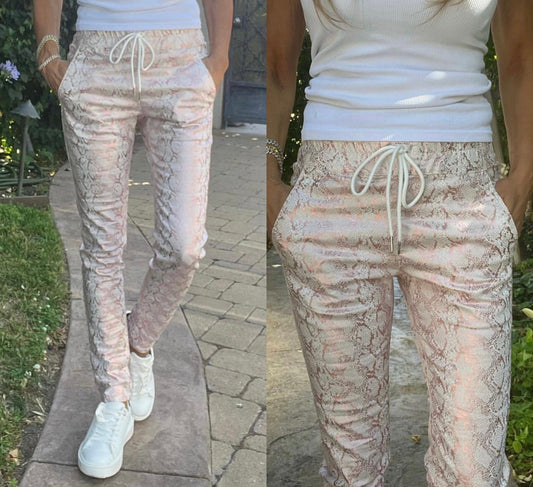 BEVY FLOG SHELY ROSE GOLD PYTHON PANTS