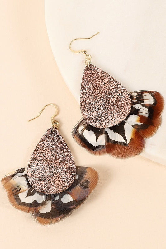 AVENUE ZOE TEAR DROP FEATHER EARRINGS